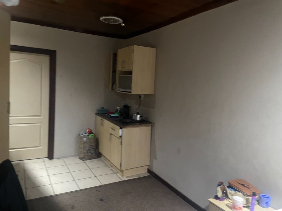 1 Bedroom Property for Sale in Brandwag Free State